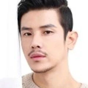 이영욱