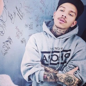Phora