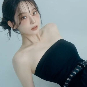 강민경