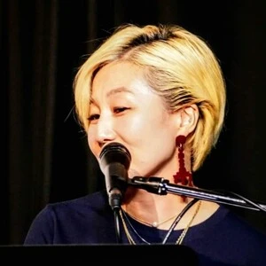 알마즈 김민정