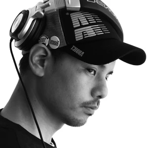 디제이 미츠 더 비츠