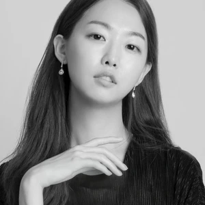 김솔아