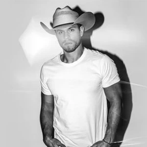 Dustin Lynch