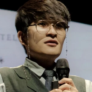 우주먼지