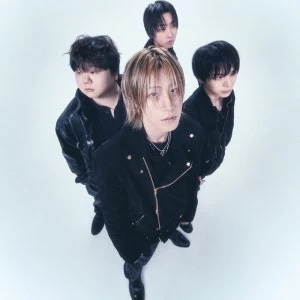 컨파인드 화이트