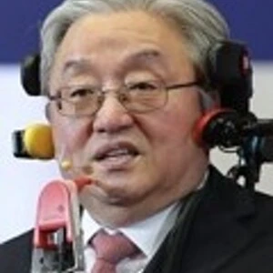 イ・サンムク