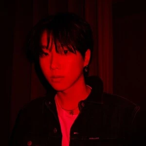 고이